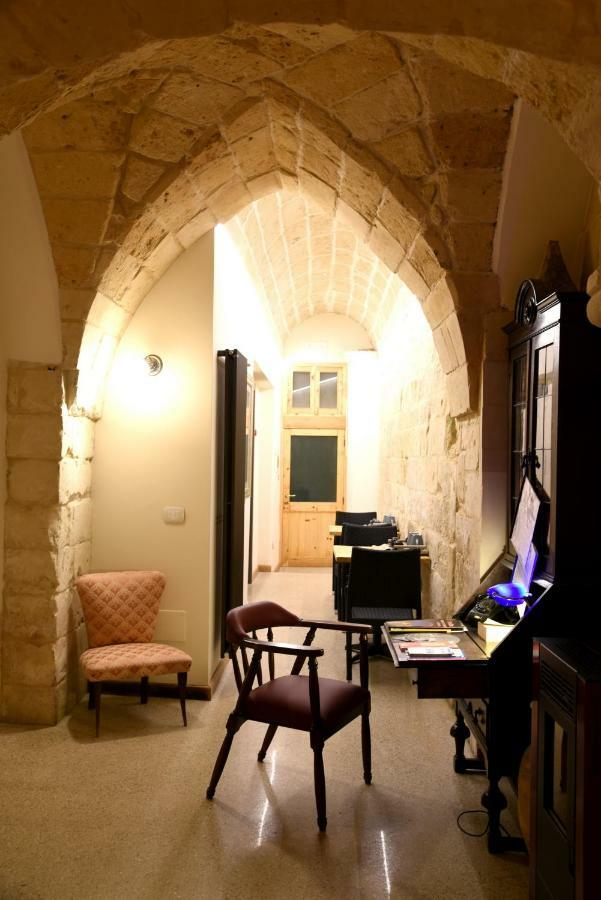 LA MONACA SALENTINA B&B con SAUNA Lecce Exterior foto