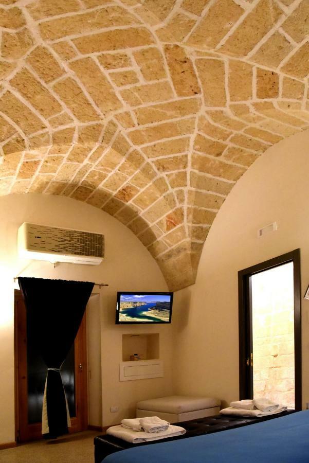 LA MONACA SALENTINA B&B con SAUNA Lecce Exterior foto